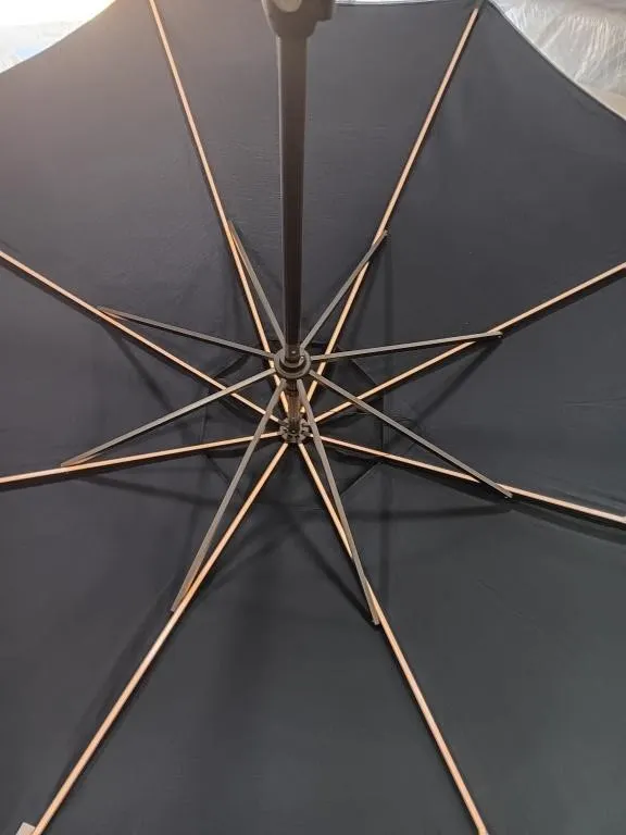 Sunvilla Patio umbrella with lighting
(No