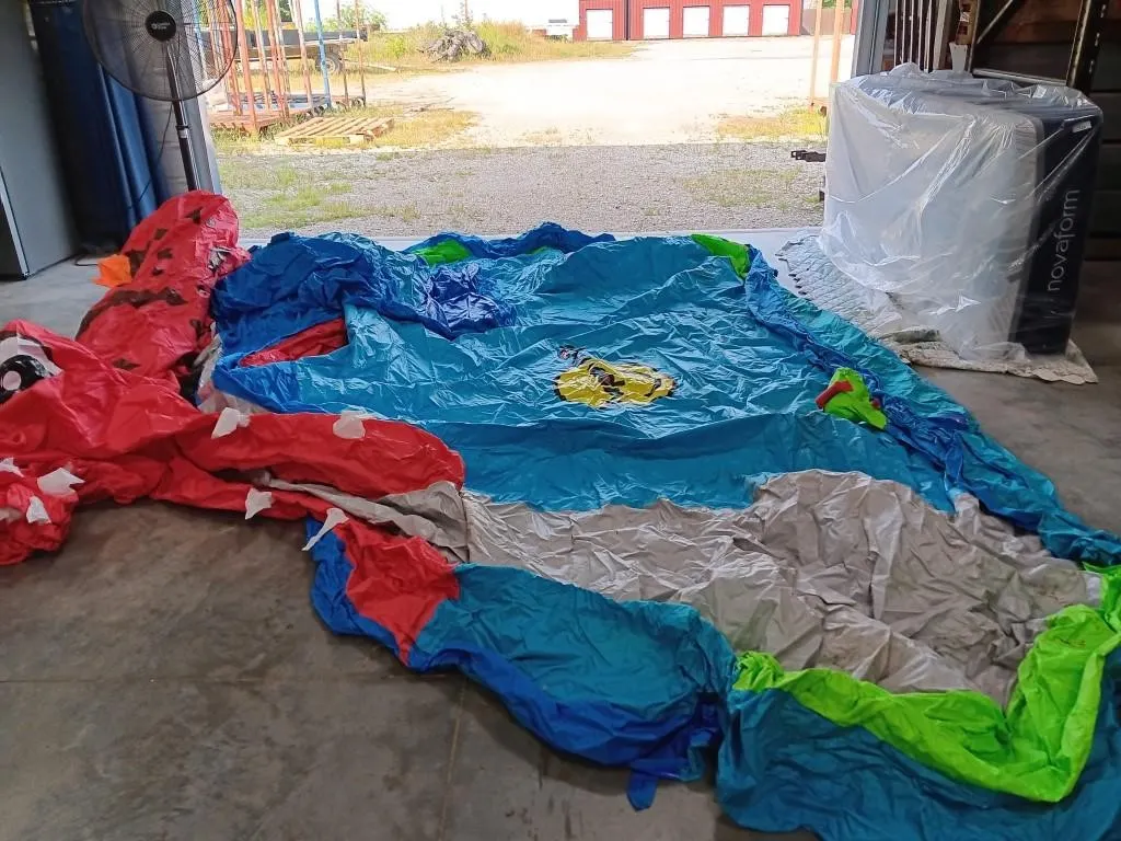 Happy Hop Dinosaur Cave Adventure Pool For Kids.