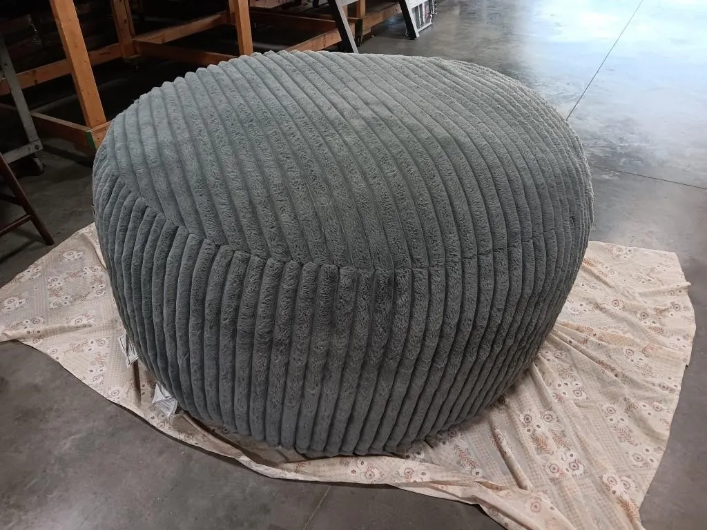 Lounge & Co.
Oversized lounge