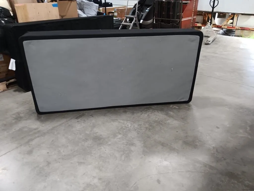 Mattress Fountain. Approx 77x37.5x9. Used.