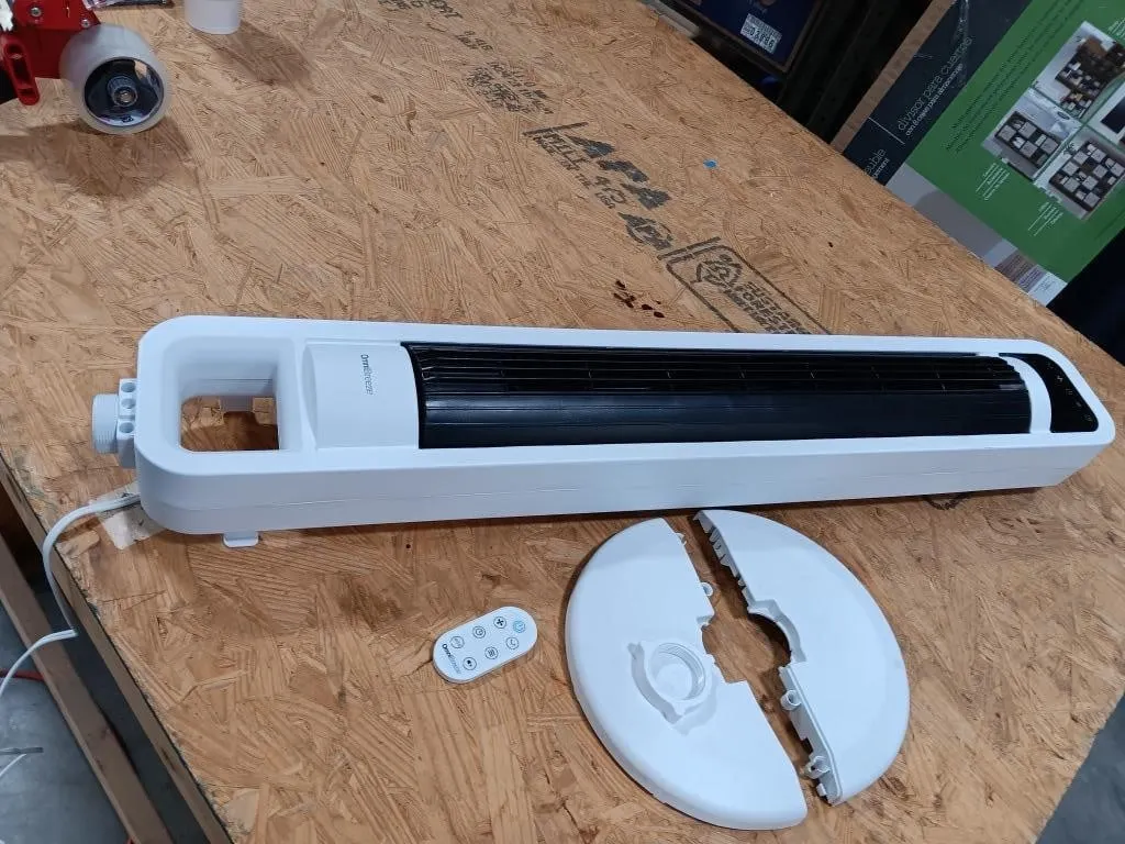Omni Breeze fan with remote. Tested. Possibly