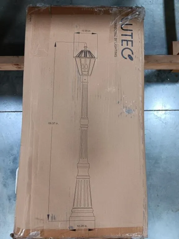 LUTEC metal outdoor solar light.
Measurements.