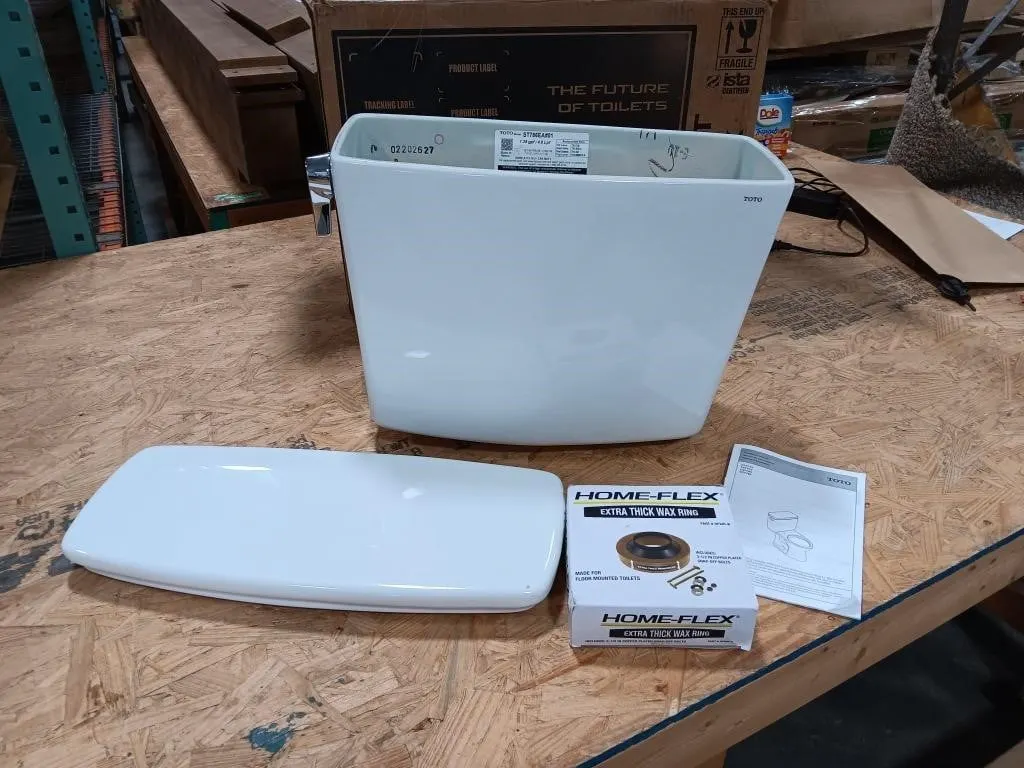 Toto Toliet Tank. Tank Only. New in Box. Untested.