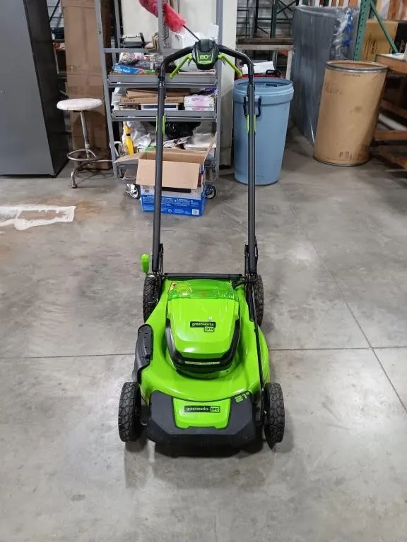 Greenworks 21 Inch Self Propelled Lawnmower.