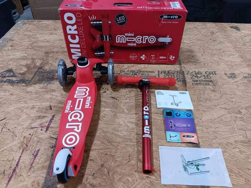 Micro mini scooter.
Open box. May be missing