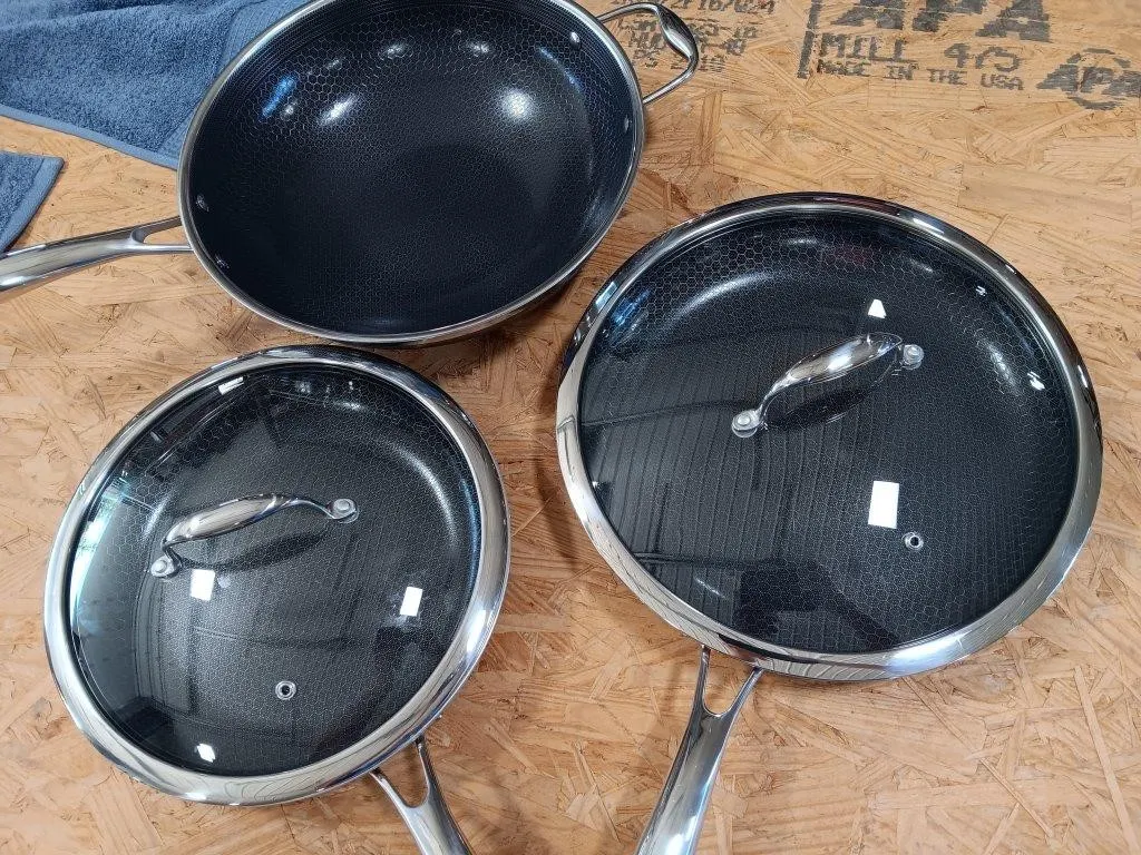 Three Piece Fry Pans With Lids. Ten & Twelve Inch