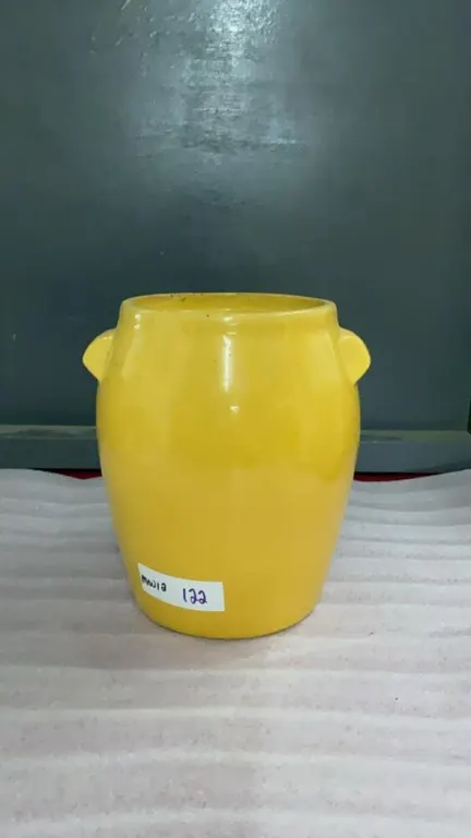 YELLOW MEDALTA CANISTER - NO LID