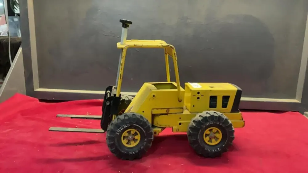 TONKA ARTICULATED FORK LIFT