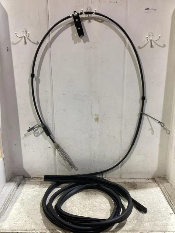 WEATHER STRIP & CABLE WIRE