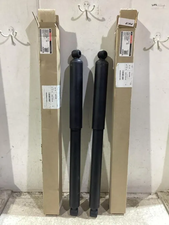 (2) FORD MOTORCRAFT SHOCK ABSORBERS