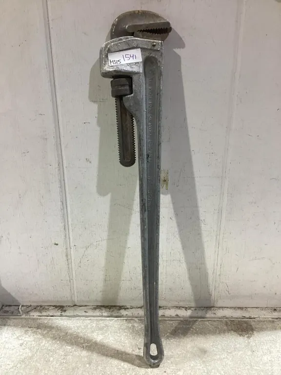 36" RIDGID PIPE WRENCH