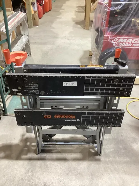 WORKMATE-225 FOLDABLE WORK BENCH