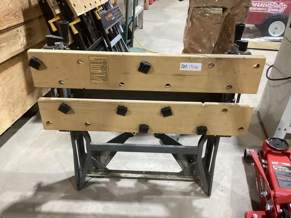 FOLDABLE WORK BENCH