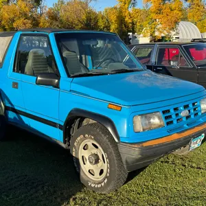 1992 Geo Tracker 4x4 SUV