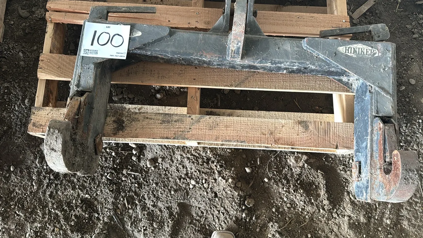 Hiniker 3pt quick hitch