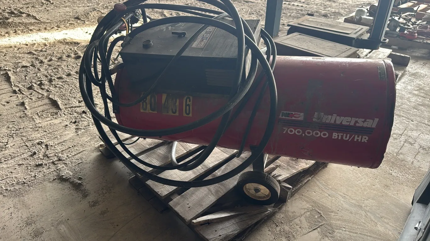 Universal 700000 btu space heater