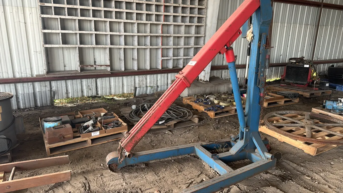 1000lb cast iron engine hoist