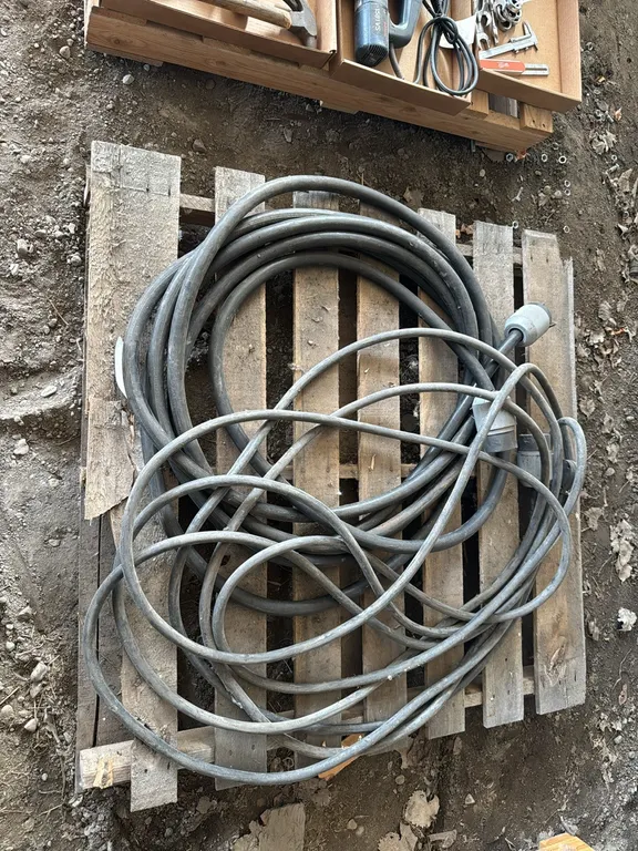 Heavy duty 3 phase power cords