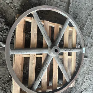 Chicago Mach' Y Co 52.5" diameter link-belt wheel