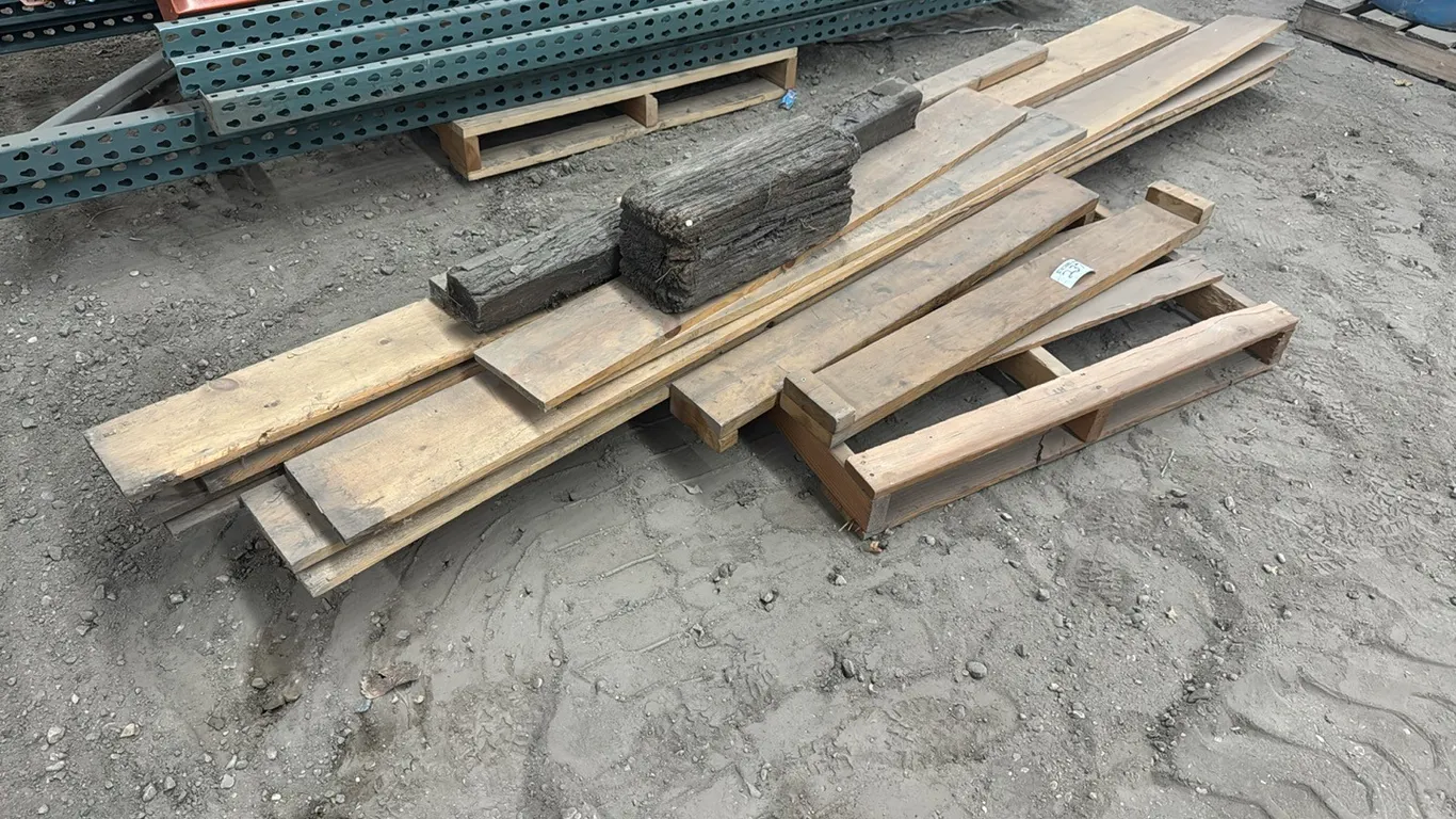Assorted wood