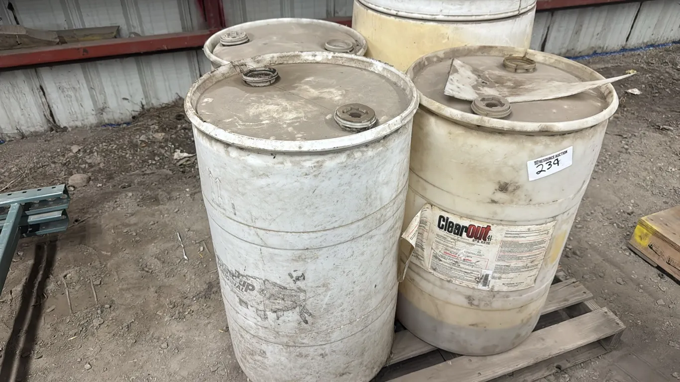 4) 30 gallon poly barrels