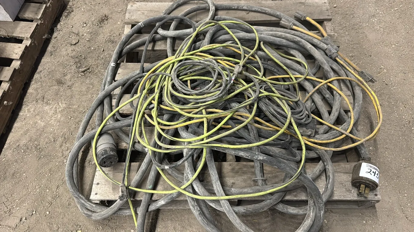 3 phase power cords w/ additional power cords