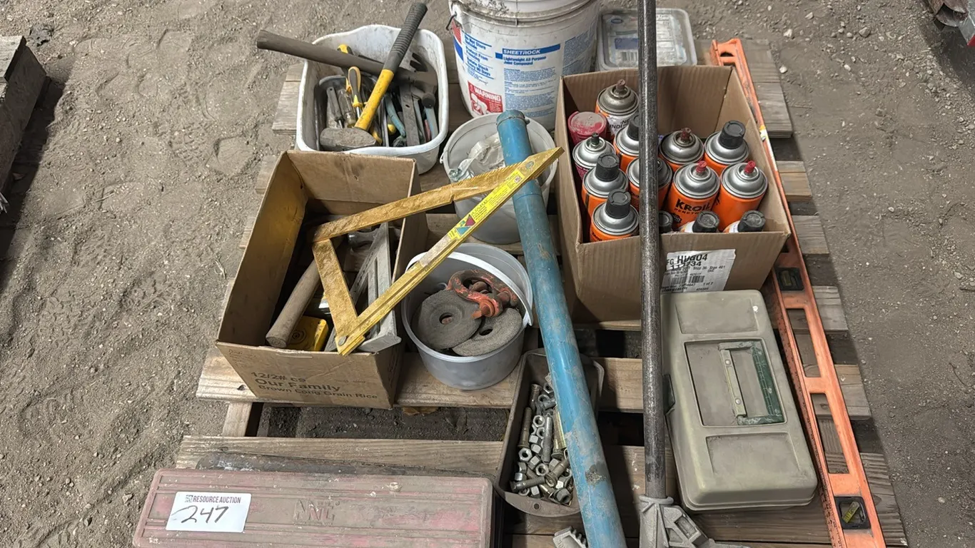 Assorted tools & hardware