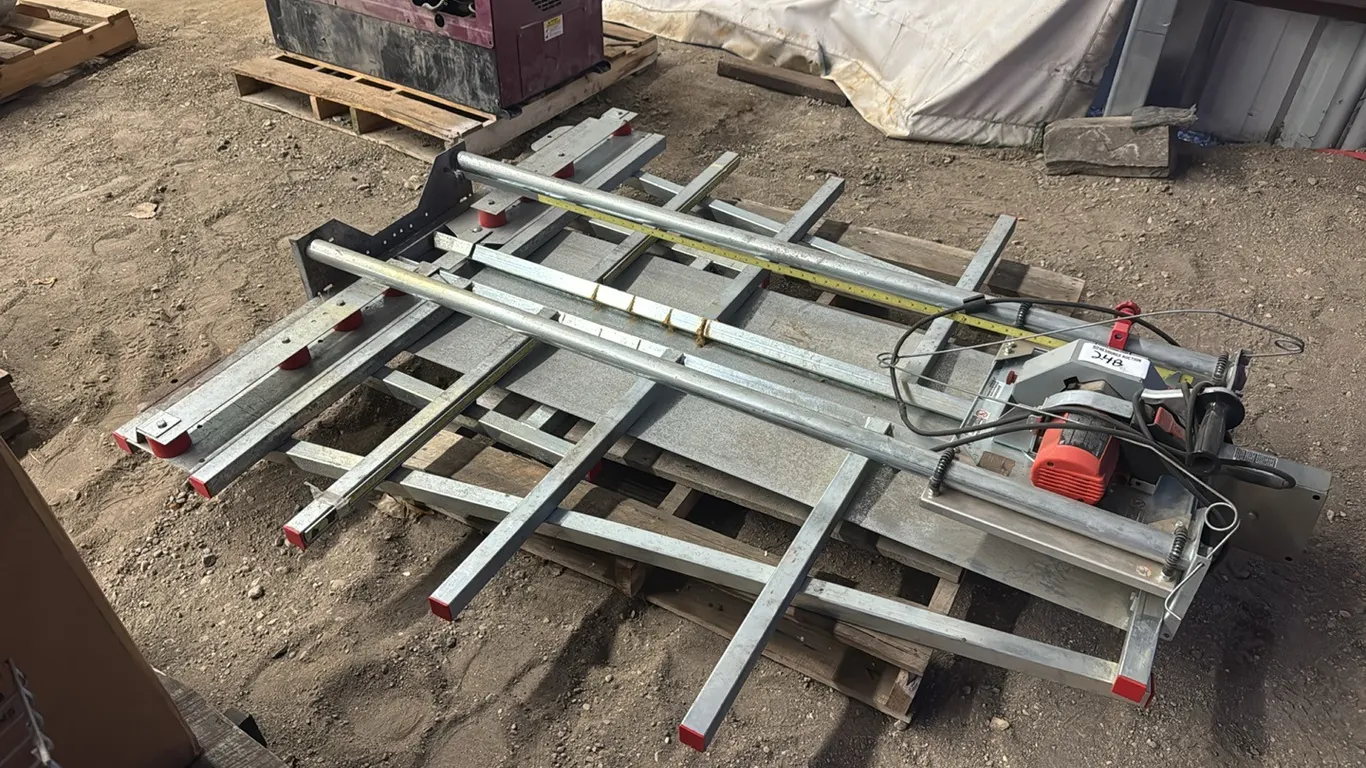 Milwaukee 3.25hp panel saw