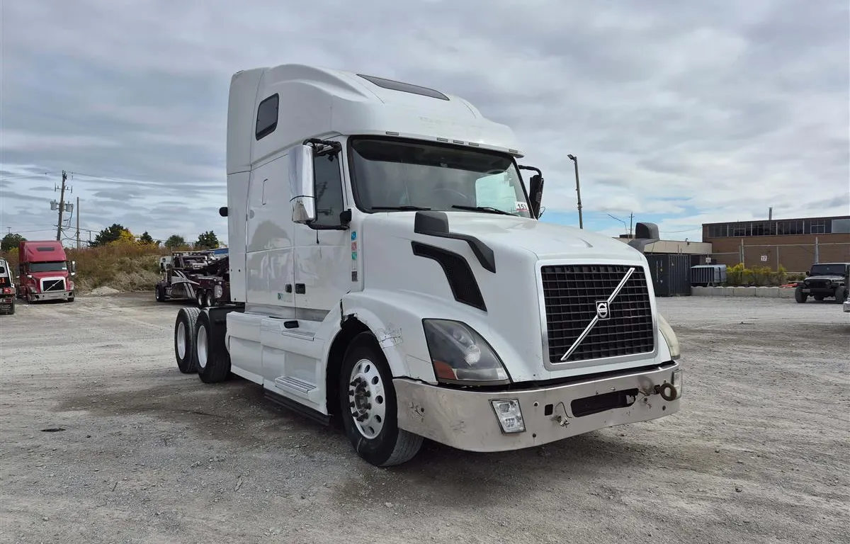 2014 Volvo VNL T/A Sleeper Semi Truck
UNRESERVED