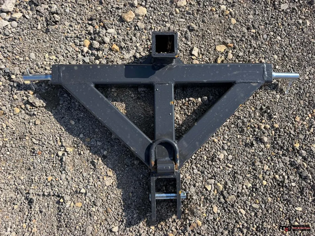 3-Point Hitch Receiver Adapter
UNRESERVED