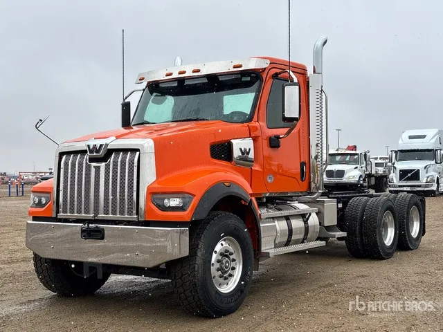 2023 Western Star 49X 6x4 T/A Day Cab Truck Tractor