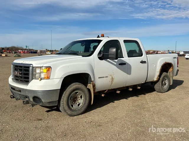 2010 GMC Sierra 2500HD 4x4 Crew Cab Pickup