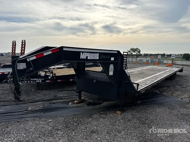 2025 MP Custom CTZ 40 ft T/A Gooseneck Equipment Trailer