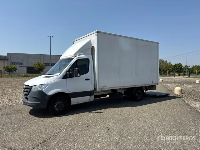 2021 Mercedes-Benz Sprinter 311CDI Van Truck