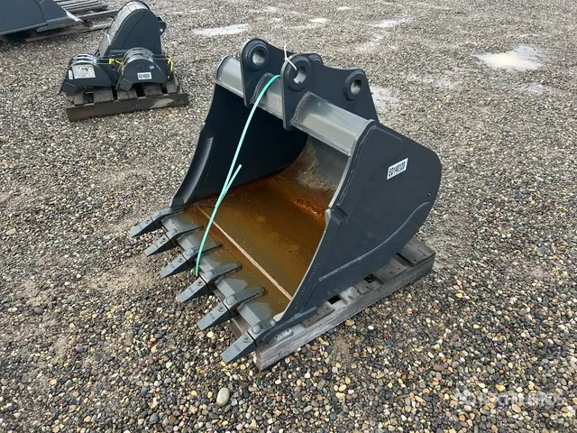 Bobcat 36 in Excavator Bucket - Fits Bobcat E80