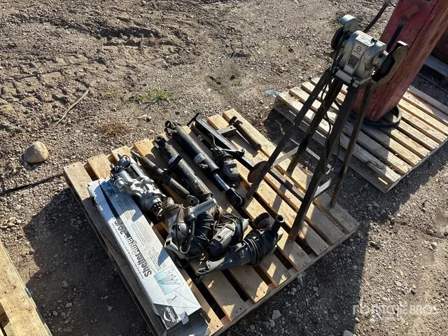 Quantity of Assorted Shop Tools