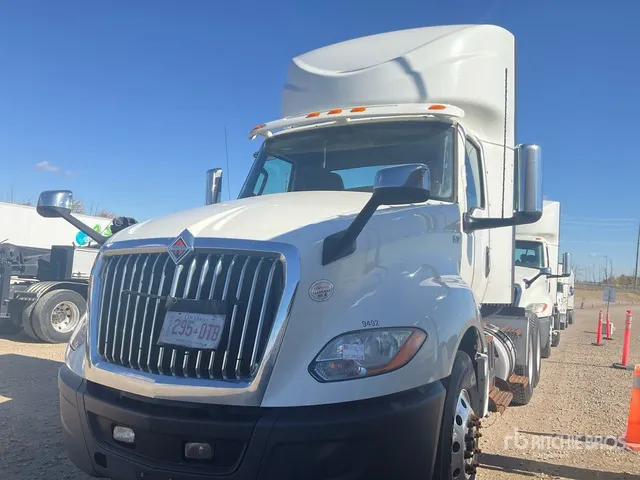 2019 International LT625 T/A Day Cab Truck Tractor