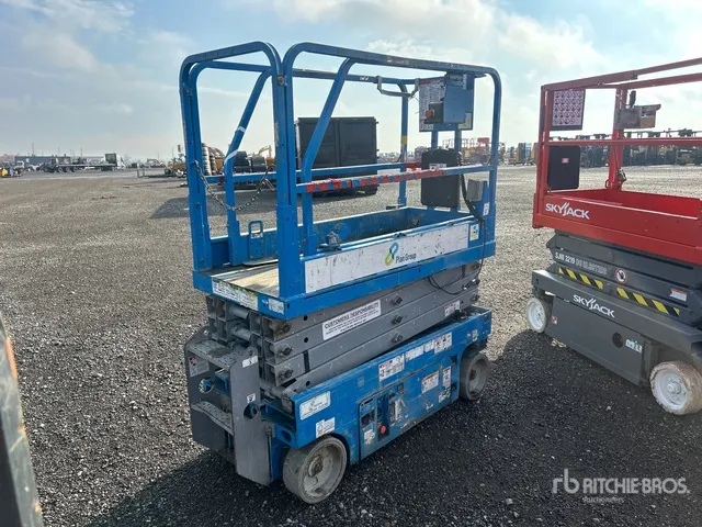 2010 Genie GS-1930 Electric Scissor Lift