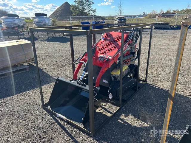 2026 AGT YSRT14 Compact Track Loader (Unused)