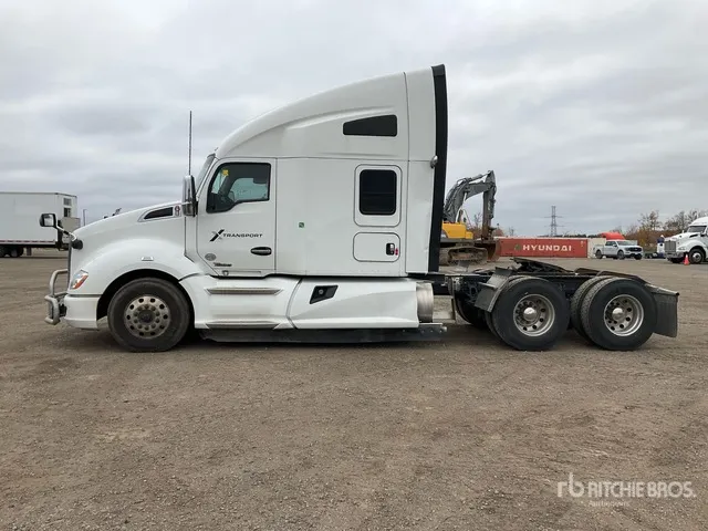 2022 Kenworth T680 6x4 T/A Sleeper Truck Tractor