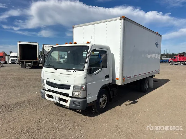 2012 Mitsubishi Fuso 4x2 Van Truck