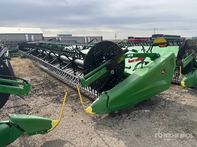 2024 John Deere HD50R 50 ft Hinged Draper Combine Header