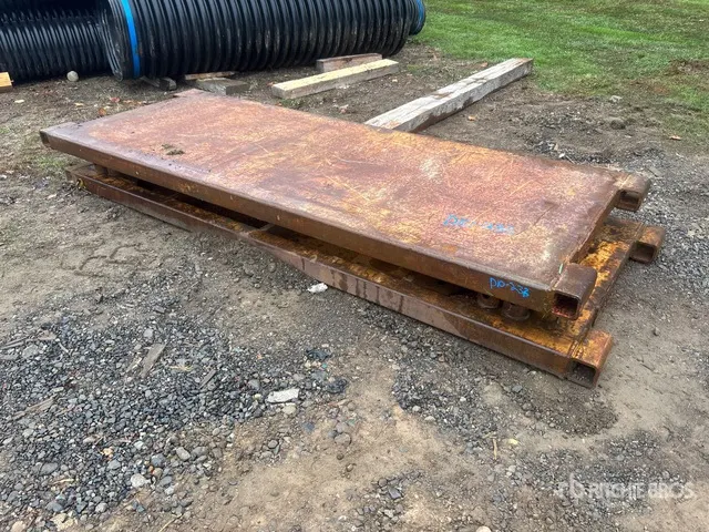 4 ft x 10 ft (4 in Wall) Manhole Box