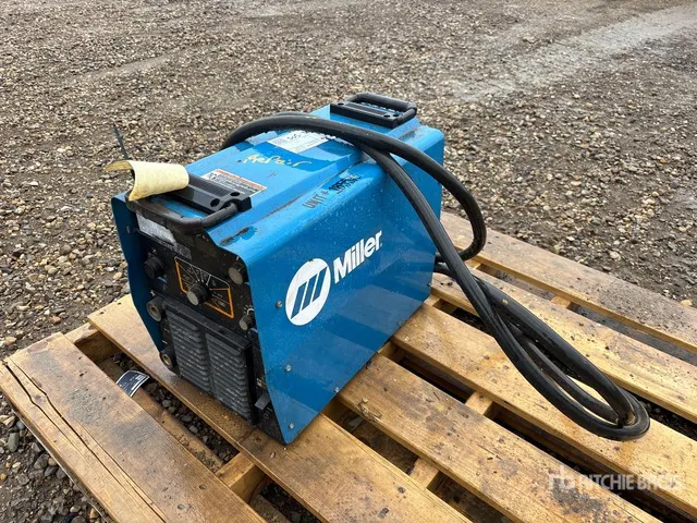 Miller 573 Electric Welder (Inoperable)