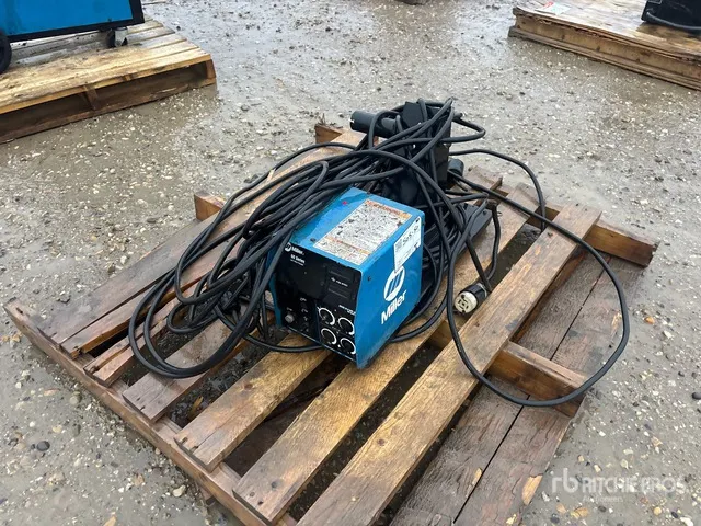 Miller S-62 24V Wire Feeder (Inoperable)