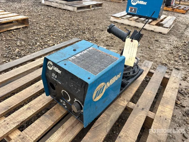 Miller Electric 24V Wire Feeder (Inoperable)