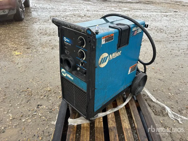 Miller Millermatic 251 48 A Wire Electric Welder (Inoperable)