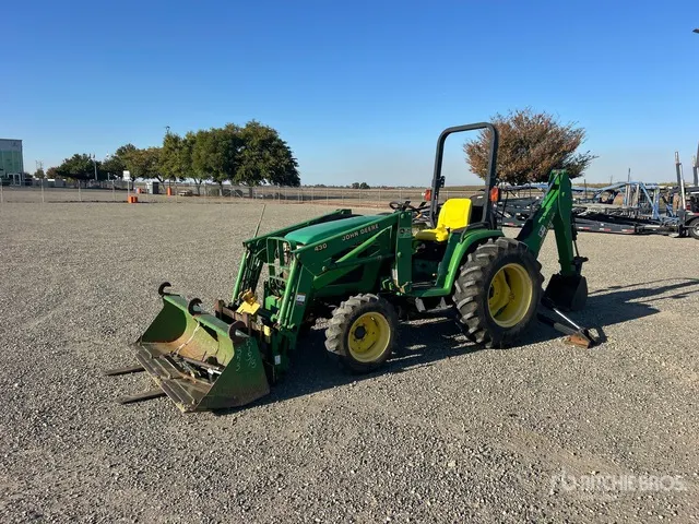 2000 John Deere 4400 Utility Tractor
