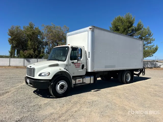 2015 Freightliner M2106 4x2 Van Truck