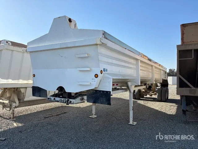 2005 Lufkin FL-11 38 ft T/A Frameless End Dump Trailer